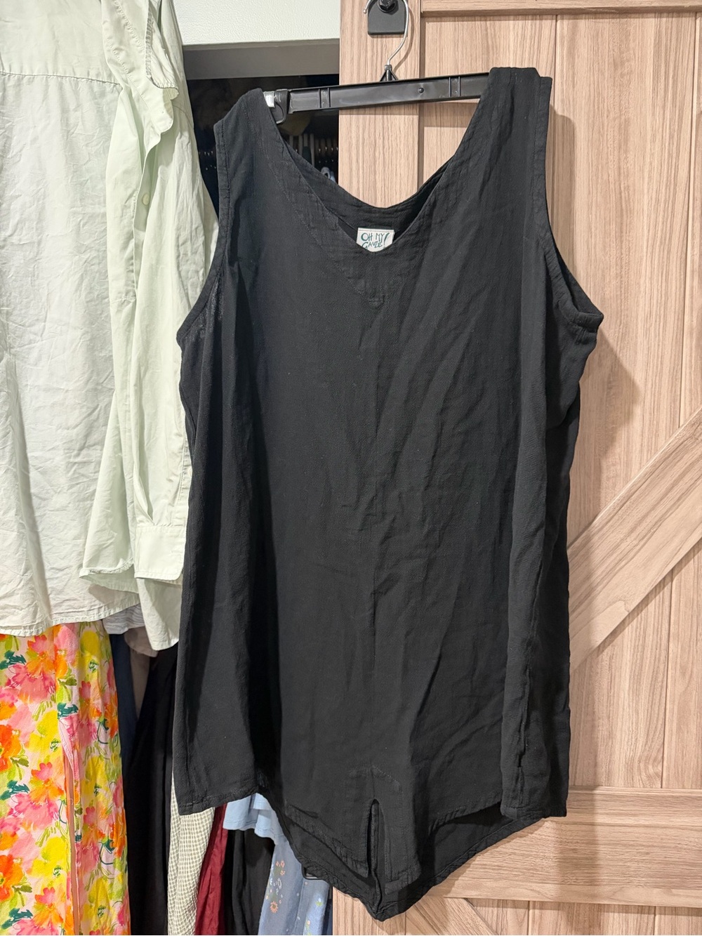 Oh My Gauze! Black Sleeveless vneck tunic